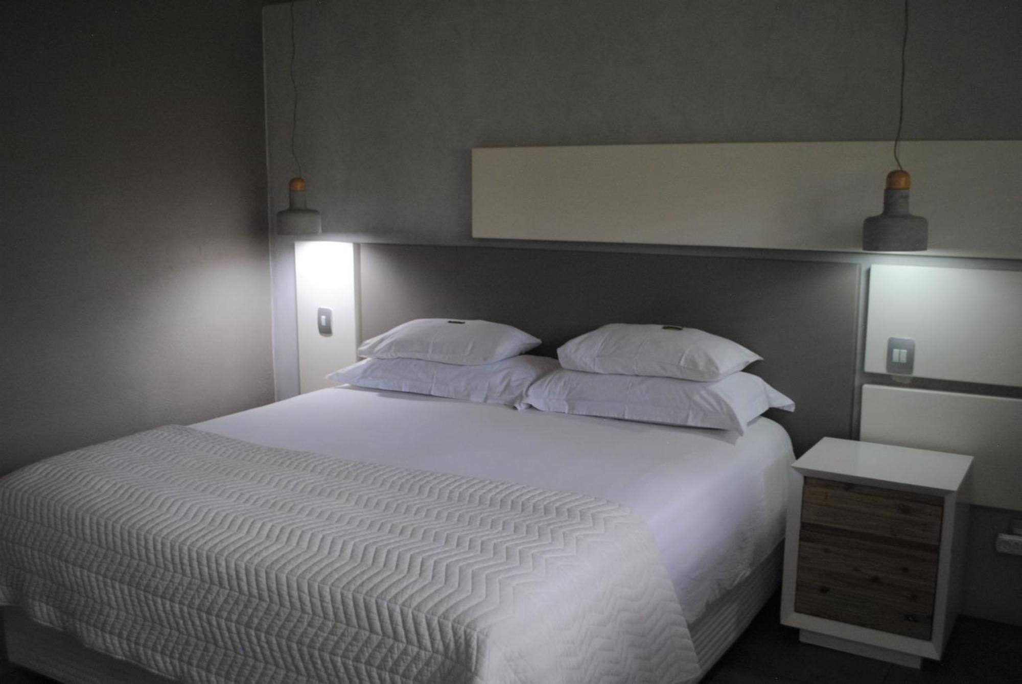 Birds Babble Self Catering Hotel Mbombela Bagian luar foto